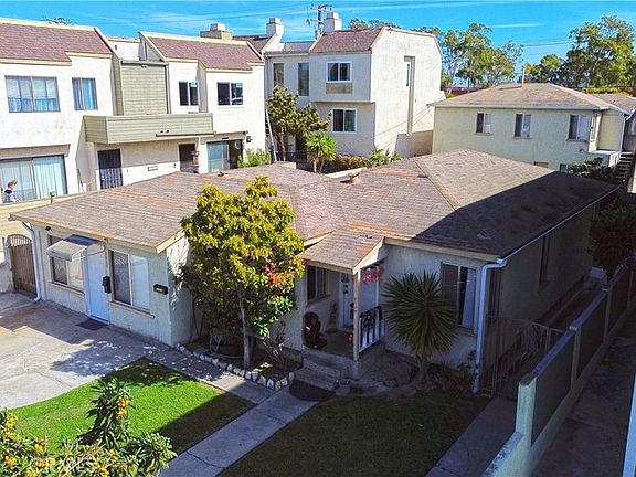 3rd image of 2022 Cabrillo Ave