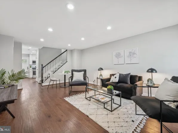 908 W Lombard St, Baltimore, MD 21223