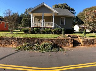 73 Lawrence St, Lyman, SC 29365