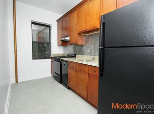 3226 41st St APT 1D, Astoria, NY 11103