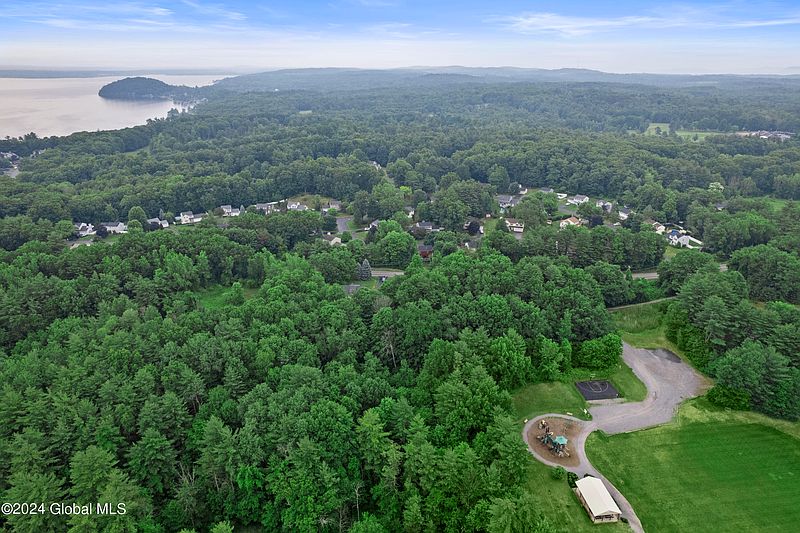 2nd image of 76 Canty Road