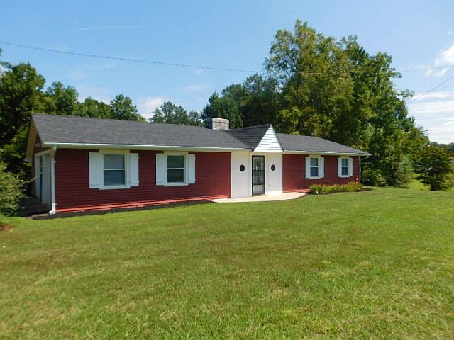 1st image of 64 Chestnut Oak Dr