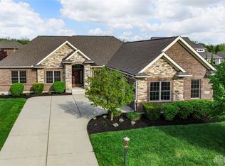 2037 Stablehand Dr, Dayton, OH 45458