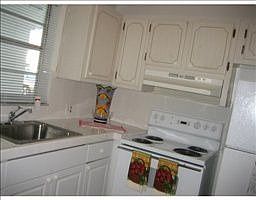 5th image of 1511 NW 43rd Ave APT 106