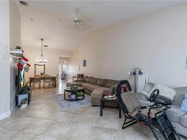 2120 Cay Lagoon Dr #222 — Photo 15