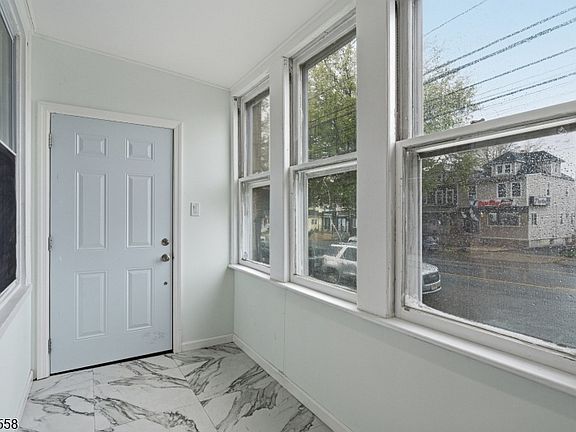 2nd image of 287 Crooks Ave