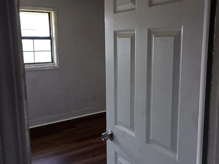 650 N Washington Ave #27 — Photo 2
