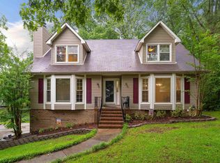 1454 Falling Rock Cir, Alabaster, AL 35007