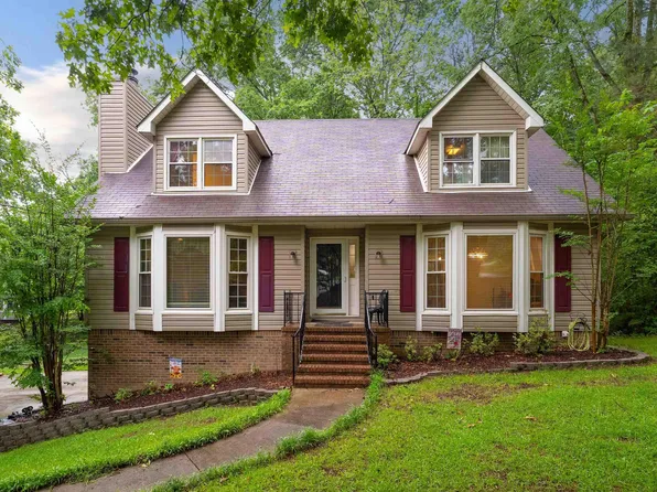 1454 Falling Rock Cir, Alabaster, AL 35007