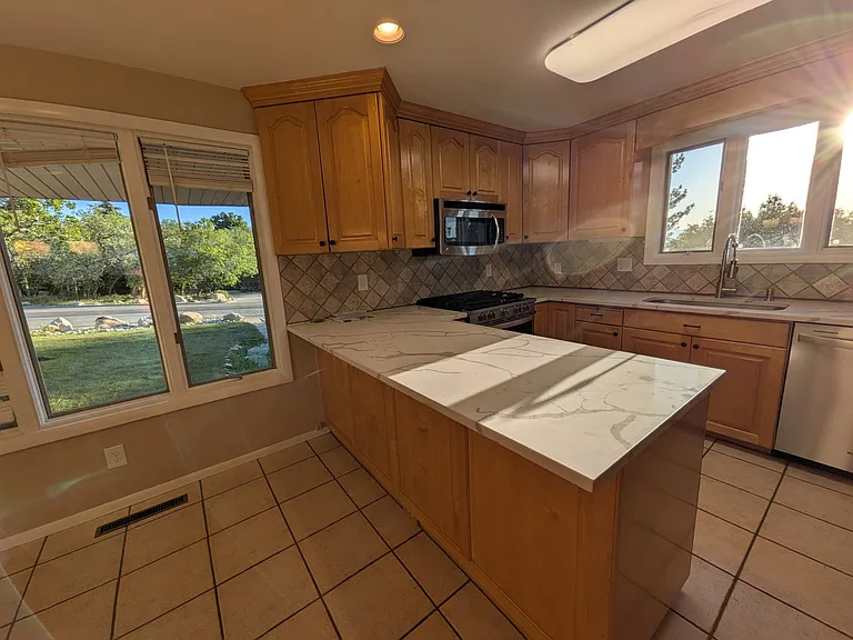 3649 E Jupiter Dr — Photo 13