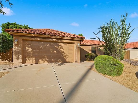 4th image of 5720 E Le Marche Ave