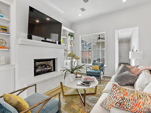 5th image of 1608 Rouzan Ave