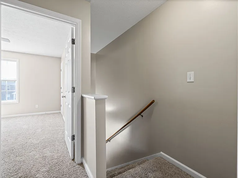 Peabody Dr - 375 — Photo 14