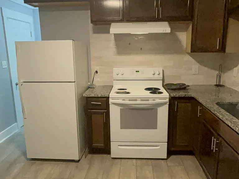 8206 Sussex Dr — Photo 8