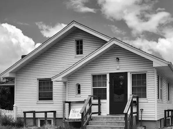 819 E Bradley St, Laramie, WY 82072