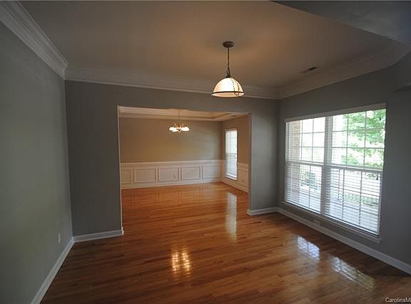 3rd image of 8037 Penman Springs Dr