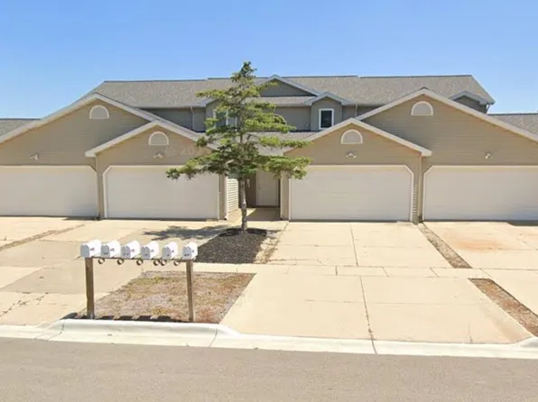 517-527 Trailside Dr, Deforest, WI 53532