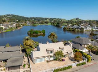 19 Lagoon Rd, San Rafael, CA 94901