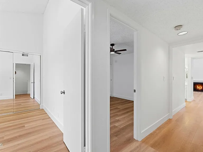 22028 Collins St #1 — Photo 25