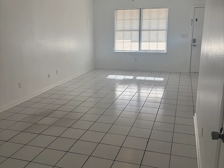 220 Ann Cir #4 — Photo 15