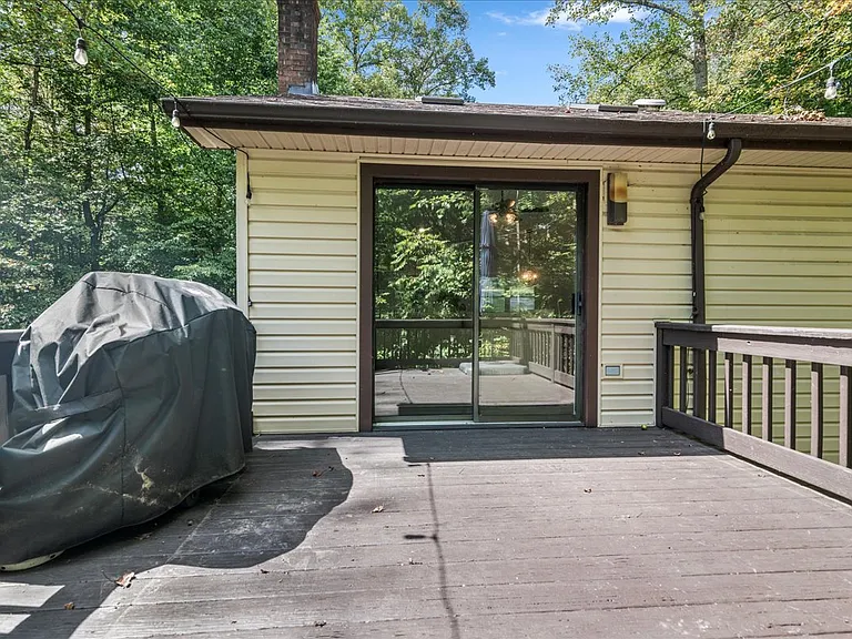 244 Ridgeway Dr #B — Photo 25