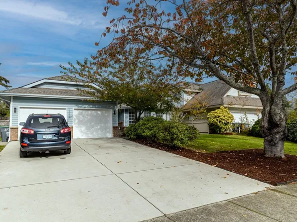 14129 16a Ave, Surrey, BC V4A 8K2