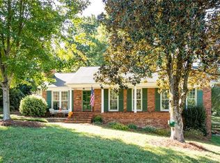4900 Fairheath Rd, Charlotte, NC 28210