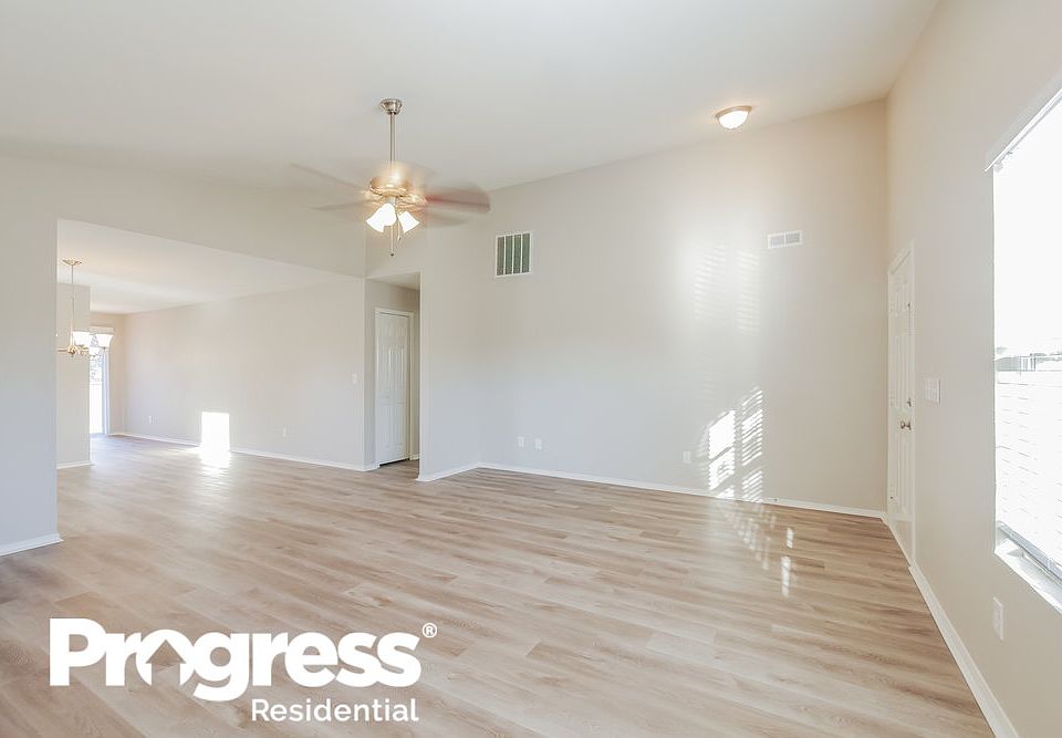 りい 6539 Ziegler Ln, Charlotte, NC 28269 | Zillow