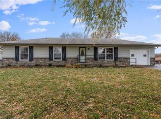 9724 Old Highway 40, Odessa, MO 64076