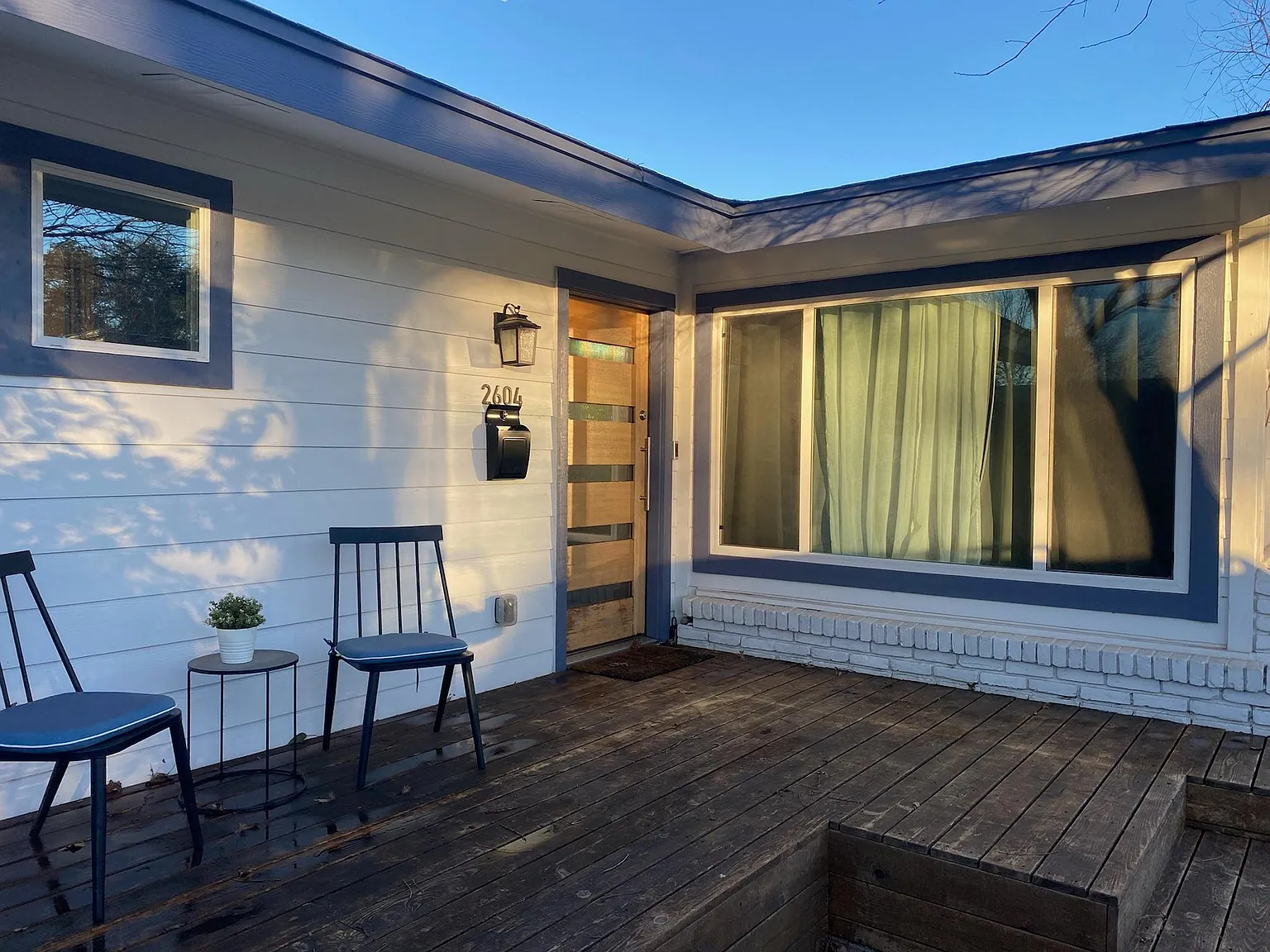 2604 Ellise Ave — Photo 3