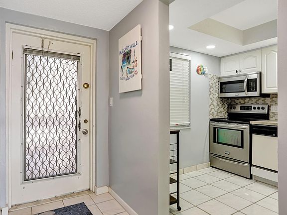 3rd image of 1050 Country Club Drive #209