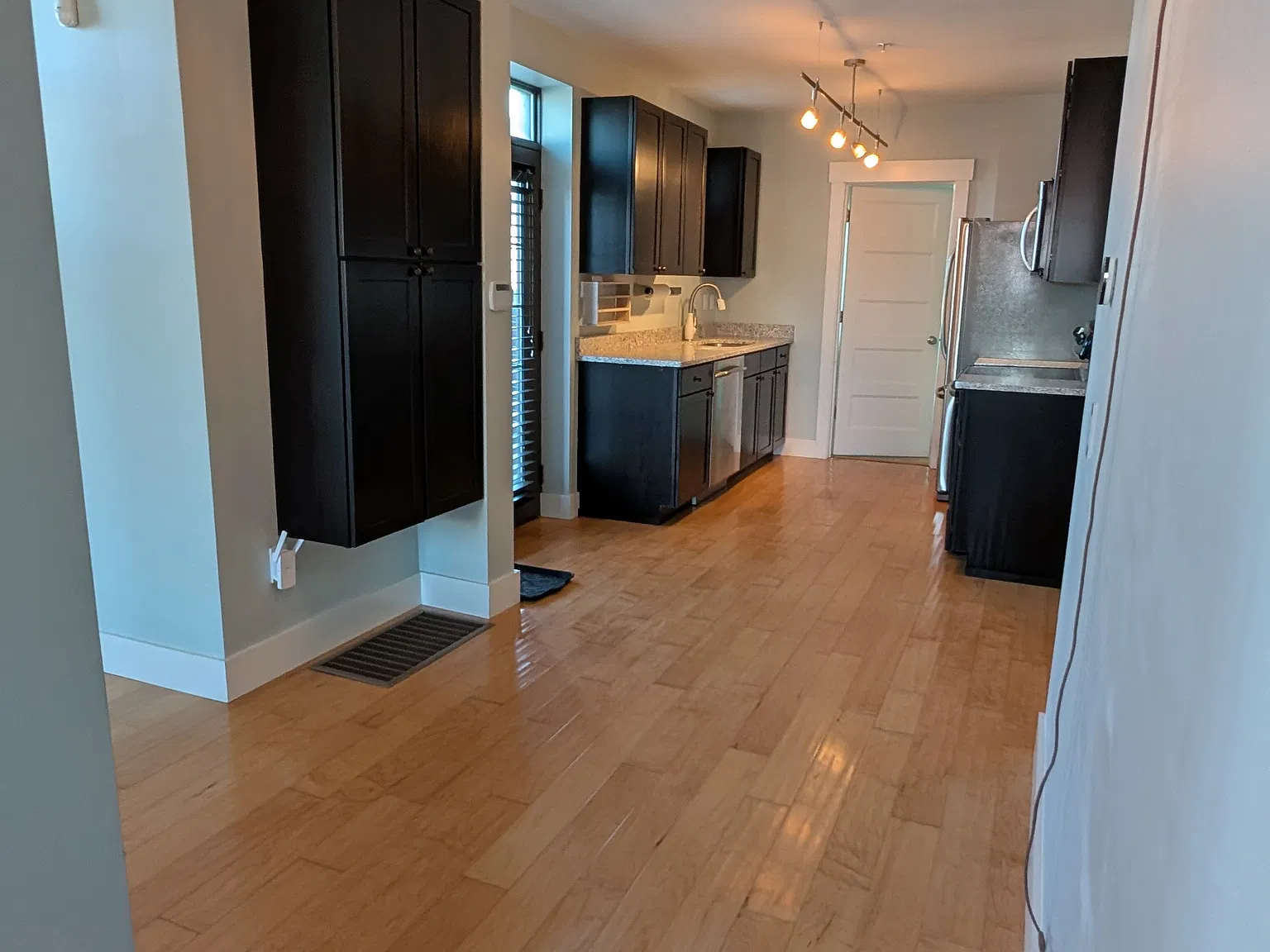 825 N Delaware St — Photo 1