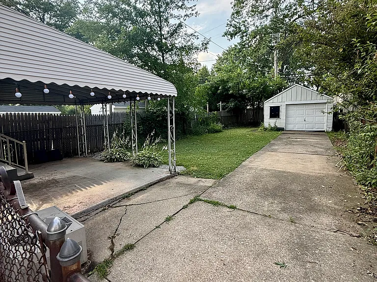 14014 Gramatan Ave — Photo 2