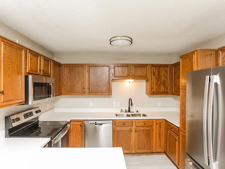 528 Blue Haze Dr — Photo 8