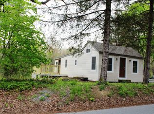 10 Bennett Rd, Poughkeepsie, NY 12601