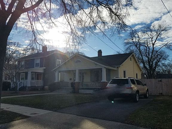3rd image of 1813 Elmsmere Ave