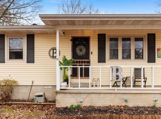 613 Vine St, Gassville, AR 72635