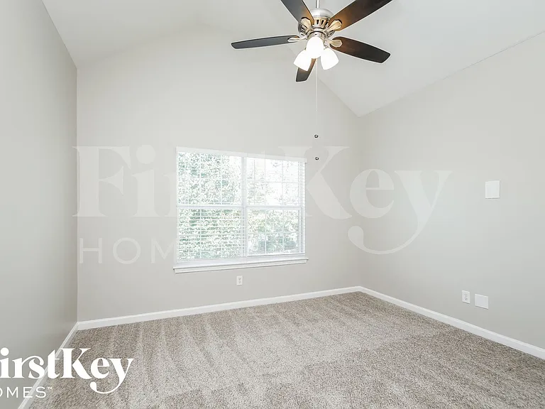 483 Baywood Way — Photo 8
