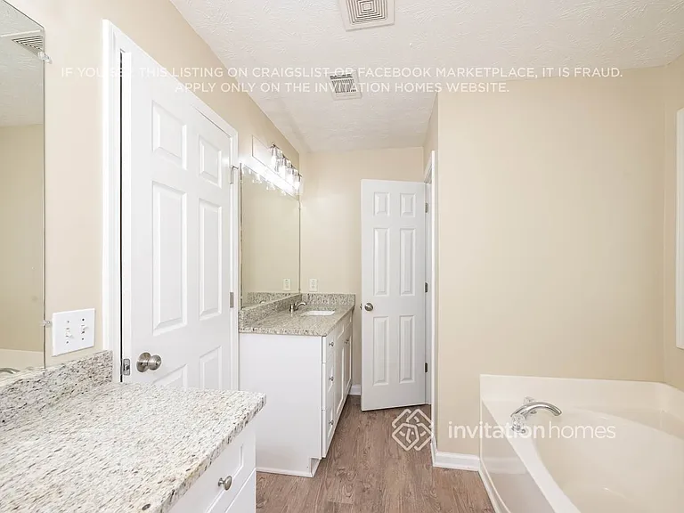 2990 Lenora Springs Dr — Photo 11