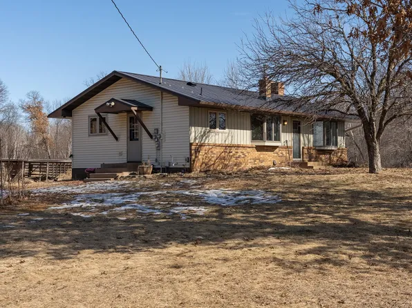 7874 475th St, Rush City, MN 55069