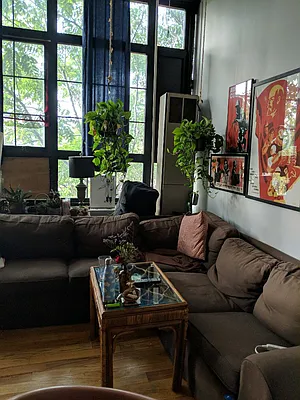 Rented by Carnegie Management Inc | media 29