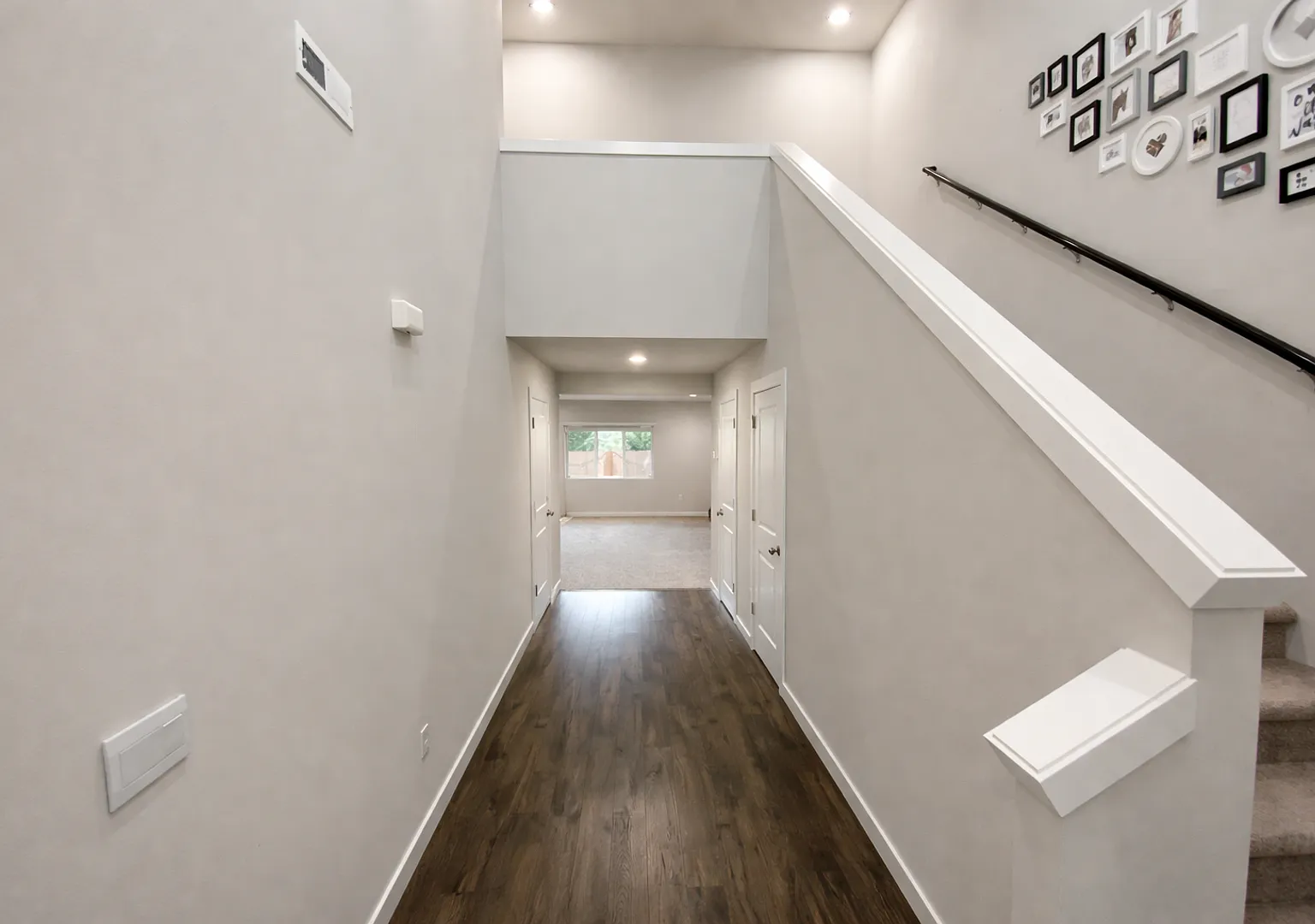 Beautiful 3BR Family Home | Loft, Private Backyard, Cul-de-Sac, 3-Car Garage — Photo 3