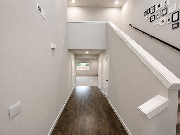 3rd image of 8549 54th St NE