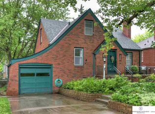 5135 Erskine St, Omaha, NE 68104