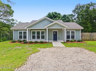 116 Holland Rd, Lucedale, MS 39452