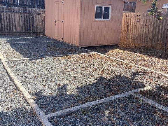 2nd image of 1751 Elm Ave