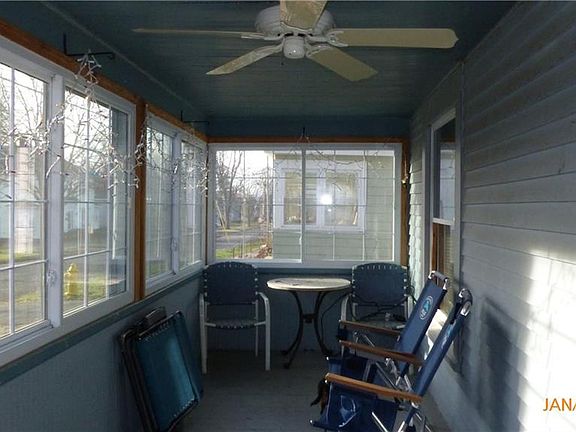 4th image of 601 Cypress St