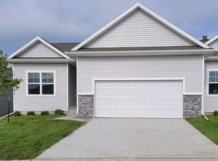 430 SE Willow Run Ln, Ankeny, IA 50021