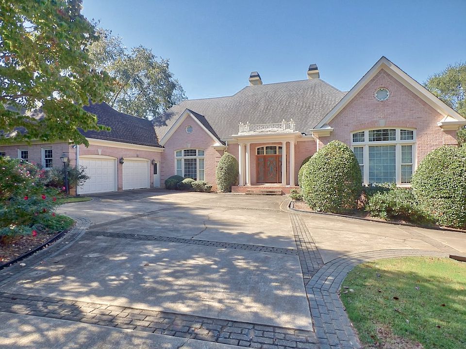 1st image of 209 Montrose Dr