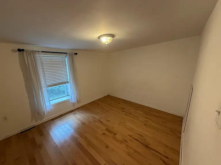2143 E Sergeant St — Photo 14